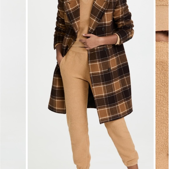 Monrow Teddy Fleece Slouchy Sweatpants in Latte color jogger sweat - Picture 10 of 12